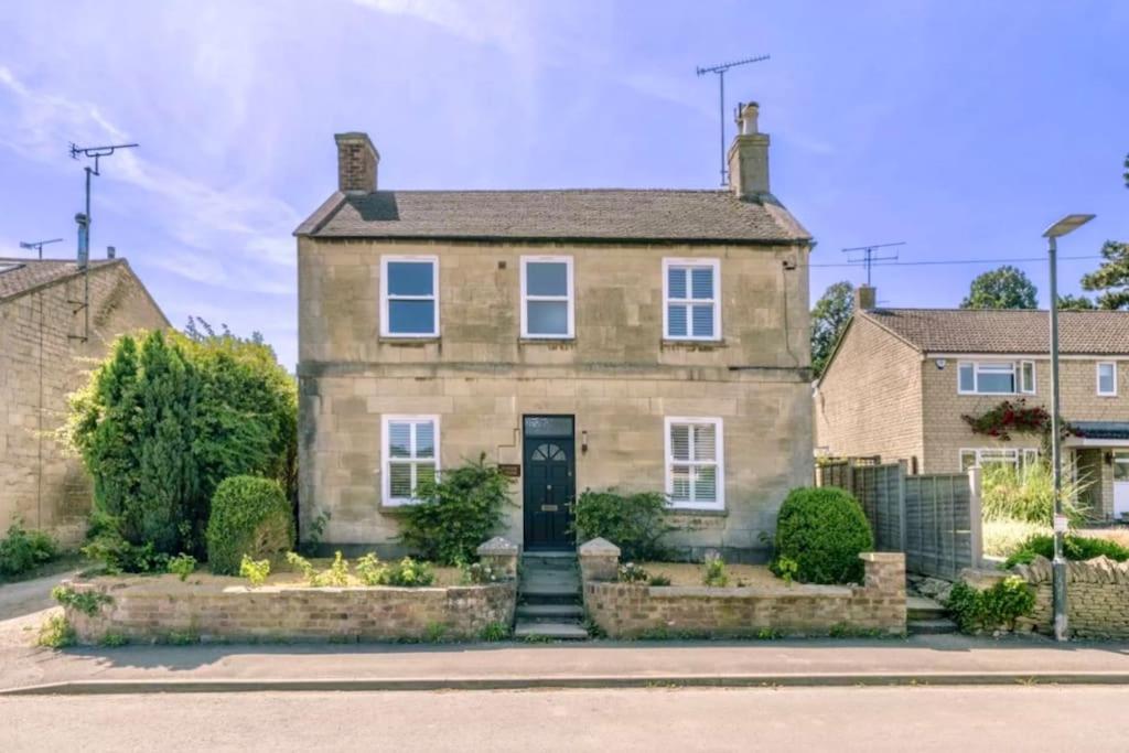 Luxury Cotswolds Cottage With Hot Tub Winchcombe Bagian luar foto
