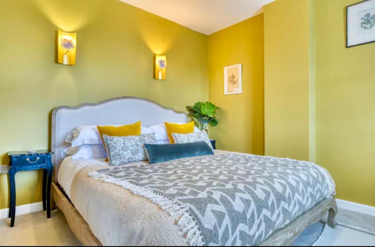 Luxury Cotswolds Cottage With Hot Tub Winchcombe Bagian luar foto