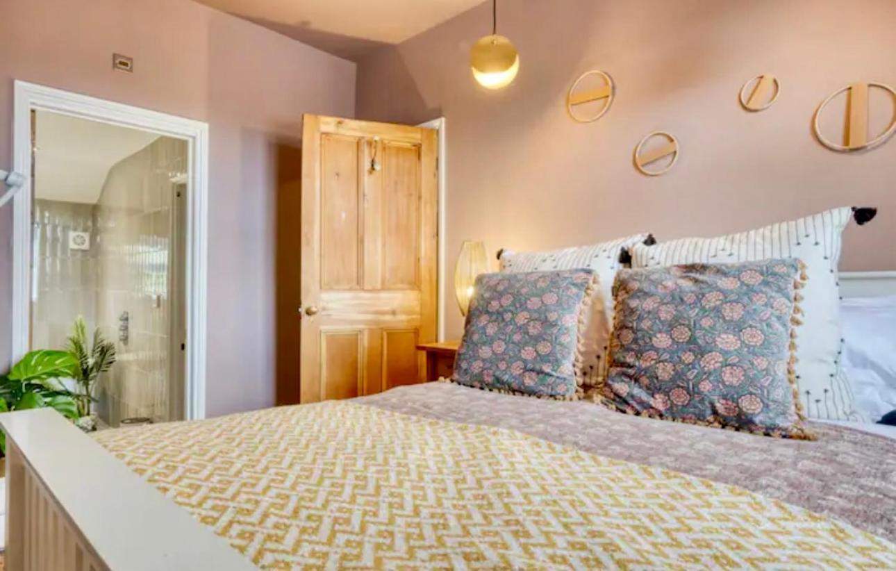 Luxury Cotswolds Cottage With Hot Tub Winchcombe Bagian luar foto